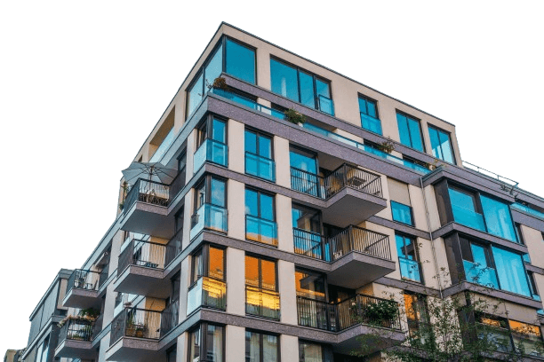 Quartier d’affaires moderne avec espaces verts, plan d’eau et immeubles de bureaux